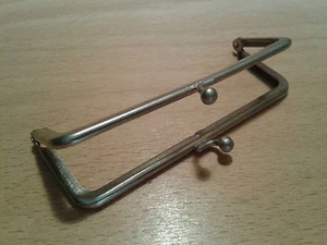 ancien système de fermeture pour porte monnaie aumonière début XX ème - Picture 1 of 1