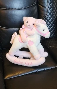 Aurora Schaukelpferd Teddybär Musical Brahms Wiegenlied Stofftier Baby Mädchen - Bild 1 von 6