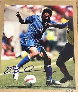 Brian Ching Autographed Photo - Picture 1 of 1