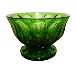 Vtg Anchor Hocking Style Pedestal Foot Candy/Nut Bowl Emerald Green 6" Diameter - Picture 1 of 10
