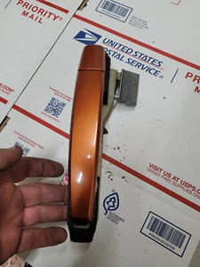 08-10 SATURN VUE RIGHT REAR Door Handle Exterior Door - Picture 1 of 3