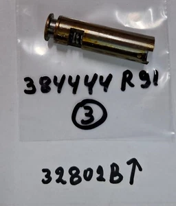 NOS TRAKTOR TEILE 384444R91 VENTIL Gehäuseteile 504, 1256, 706, 1456, 2706, 2504, 1 - Bild 1 von 3