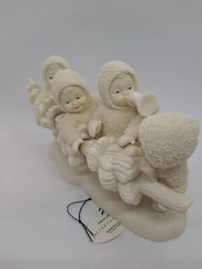 Dept. 56 / Snowbabies  "HI HO HI HO TO FROLIC LAND WE GO"  ~ 4 1/2" Tall 7" Wide - Picture 1 of 11