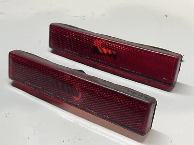 Juego de luces de señalización de panel de cuarto trasero Toyota Supra MK3 1986-1988 LH RH OEM Foto 1 de 4