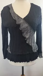 New Womens Beautiful Black Textured V Neck Long Sleeve Top by Femme Size 18 - Picture 1 of 6