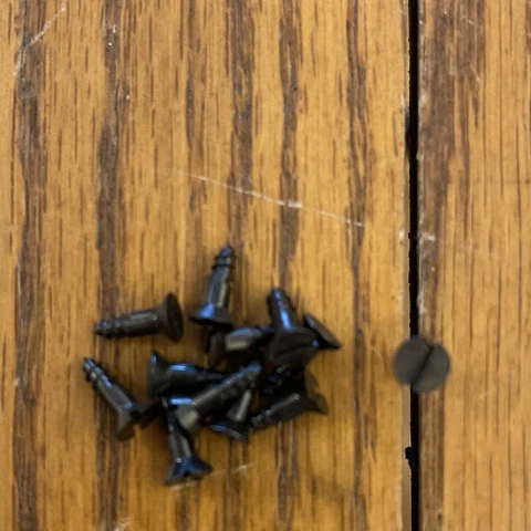Wood Screws Flat Head Slotted Steel Black Oxide # 4 X 3/8” Wood Screws Free Ship Cover