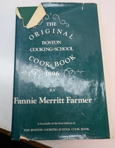 Original Boston Cooking School Cookbook by Fannie M. Farmer 1986 Hardcover VTG - Picture 1 of 13