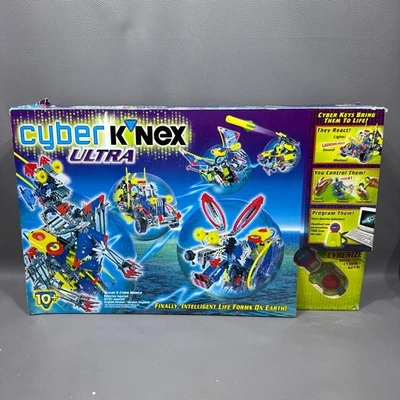 Vintage Cyber K'nex Ultra 63007 Make 5 Cyber Robots - Image 1 of 4