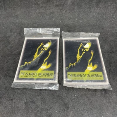 Tarjetas coleccionables selladas The Island of Dr. Moreau 1996 paquete de 2 nunca abierto Foto 1 de 4