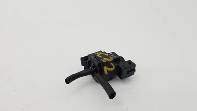 Válvula de control de vacío de aleta de escape BMW F25 X3 xDrive35i 2011-2017 7810831 OEM Foto 1 de 4