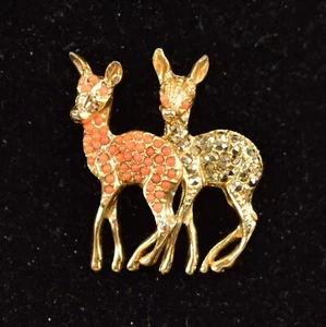 VINTAGE 1940'S DOUBLE DUET FAWNS BROOCH WITH MARCASITE STONES - Picture 1 of 3