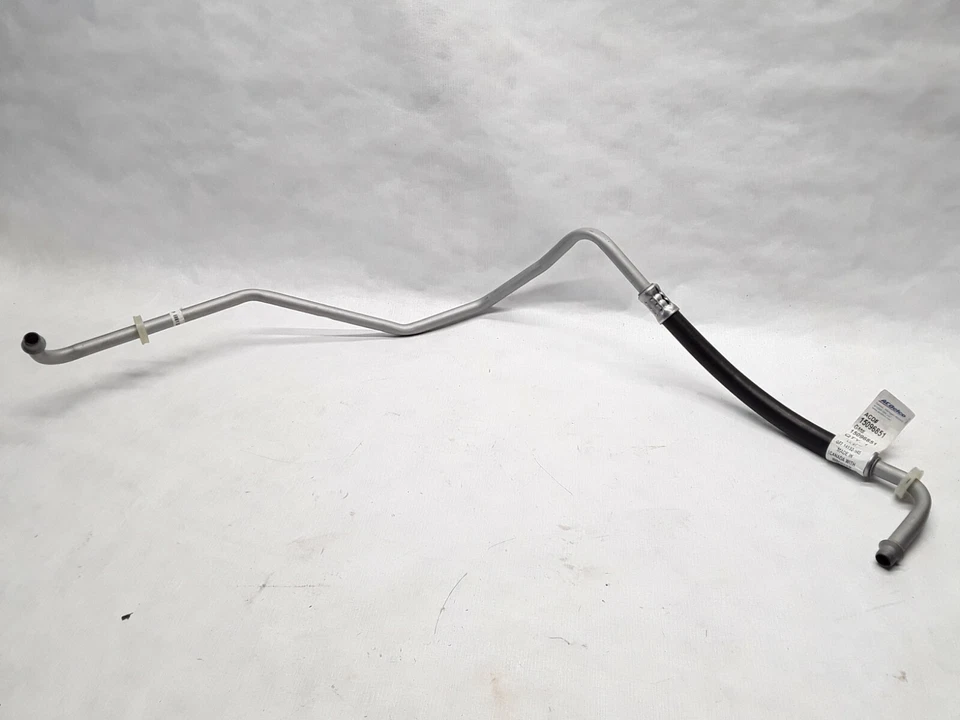 Conjunto de manguera enfriador de aceite de motor ACDelco GM equipo original 15096851 Foto 1 de 3