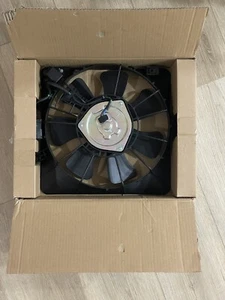 Honda Radiator Cooling Fan Assembly Model PP-GF30 New Old Stock - Picture 1 of 7