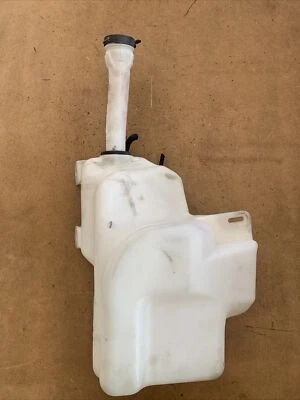 Chevrolet Malibu 2013-2016 depósito de lavadora OEM 248755118 Foto 1 de 4