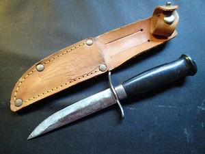 CUCHILLO SCOUT MORA VINTAGE CON MANGO NEGRO Y FUNDA SUECIA SUECO - Imagen 1 de 7