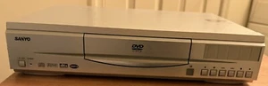 Sanyo DWM-370 Dolby Digital DTS Digital Out MP3 DVD Player In Silver W/O Remote - Picture 1 of 10