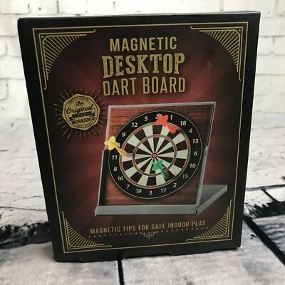 CVS Magnetic Desktop Dart Board Presente de Natal Meias Stuffer (H86) - Imagem 1 de 4