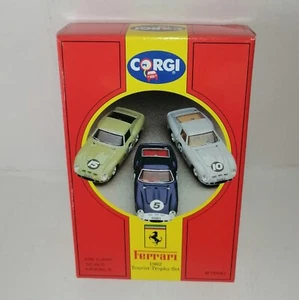 FERRARI  250 GTO COFANETTO 3 PEZZI SERIE LIMITATA CORGI SCALA 1/43 REF.97690 - Foto 1 di 2
