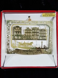 Charleston Ornament SC Rainbow Row Brass Souvenir Horse Carriage - Picture 1 of 8