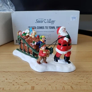 Department 56 Santa Comes to Town 1996 Snow Village - Picture 1 of 11