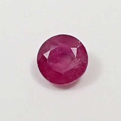 Natural 0.32 carat 3.85 mm Round Purplish Red Color Ruby Loose Gemstone, L19 - Image 1 of 4