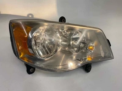 08-16 Conjunto de faros CHRYSLER Town Country lado del pasajero derecho Foto 1 de 4