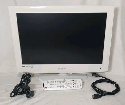 Samsung LN19A451C1DXZA 19 inch LCD TV HDMI 720p Flat Gaming Television Remote  - Image 1 of 4