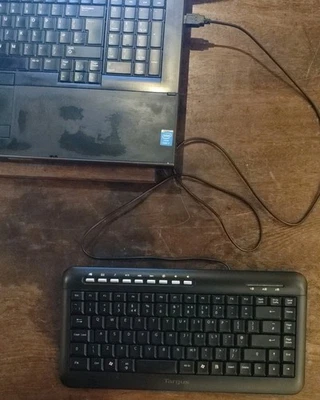 Targus Compact Multimedia Keyboard USB English QWERTY AKB05UK - VGW Condition  - Image 1 of 4