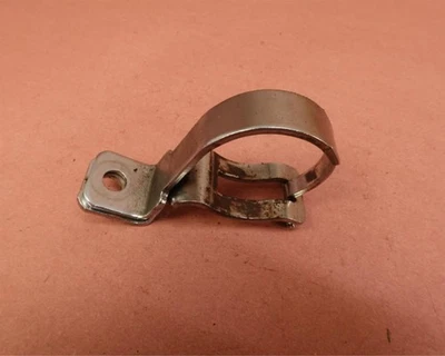 Abrazadera de soporte de escape 17-24 Harley Davidson Road King Special FLHRXS Foto 1 de 4