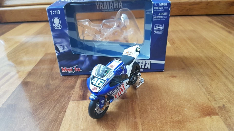 Yamaha M1 V.Rossi 2007 Maisto 1 18 - Immagine 1 di 1