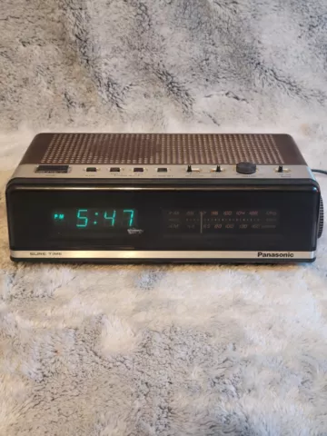 Vintage Panasonic RC76 Sure Time Digital Am/Fm Clock Radio *WORKS* Cover