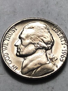 1965 P Jefferson Nickel BU Gem Uncirculated Coin From Mint Roll  Lot V133 - Picture 1 of 12