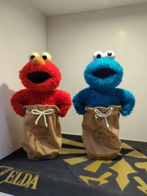 Fisher Price Mattel Sesame Street 2002 Elmo & Cookie Monster Potato Sack Racers  Foto 1 de 4