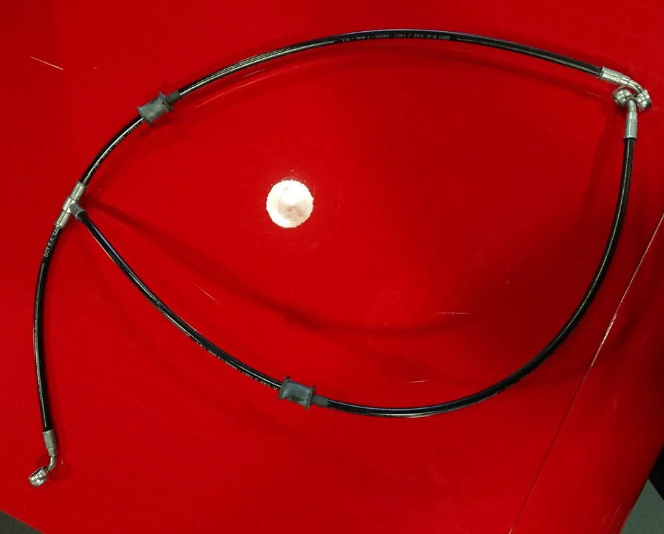 MANGUERA DE FRENO DELANTERO DUCATI DEPORTIVA GENUINA Foto 1 de 1