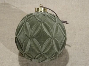 Décoration à suspendre grosse boule floquée façon velours Noël ou autre - Imagen 1 de 4
