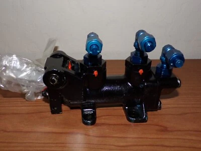 Learjet Power Brake Valve 2380002-12 - Image 1 of 4