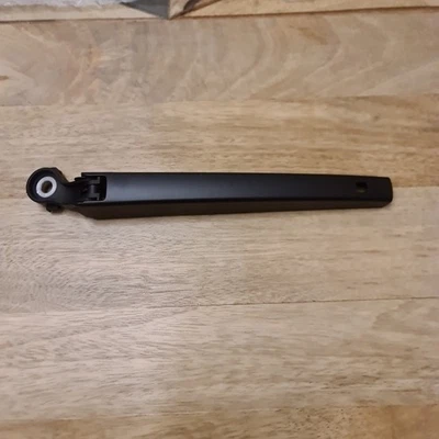 Rear Wiper Blade for SEAT Ateca (2023–Current Models) – Brand New Replacement UK - Image 1 of 4