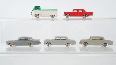 Lego H0 Bundle Vehicles 3 x Fiat 1800, Mercedes 220 S, VW T1 Flatbed - Image 1 of 4