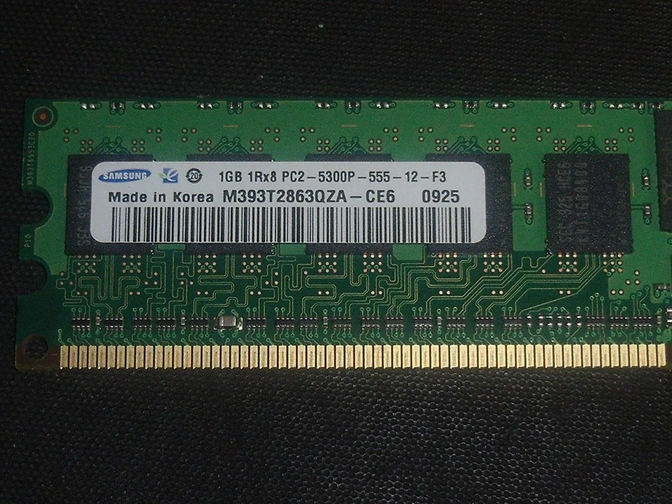 Samsung M393T2863QZA-CE6  1GB 2RX8 PC2-5300P 667MHZ ECC Server Memory - Image 1 of 1