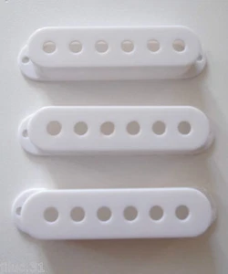 NEW 3 COVERS STRAT 52mm white pour guitare stratocaster - Bild 1 von 1