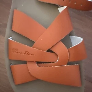 Saltwater Swimmer sandals, paprika Size 11 - Picture 1 of 5