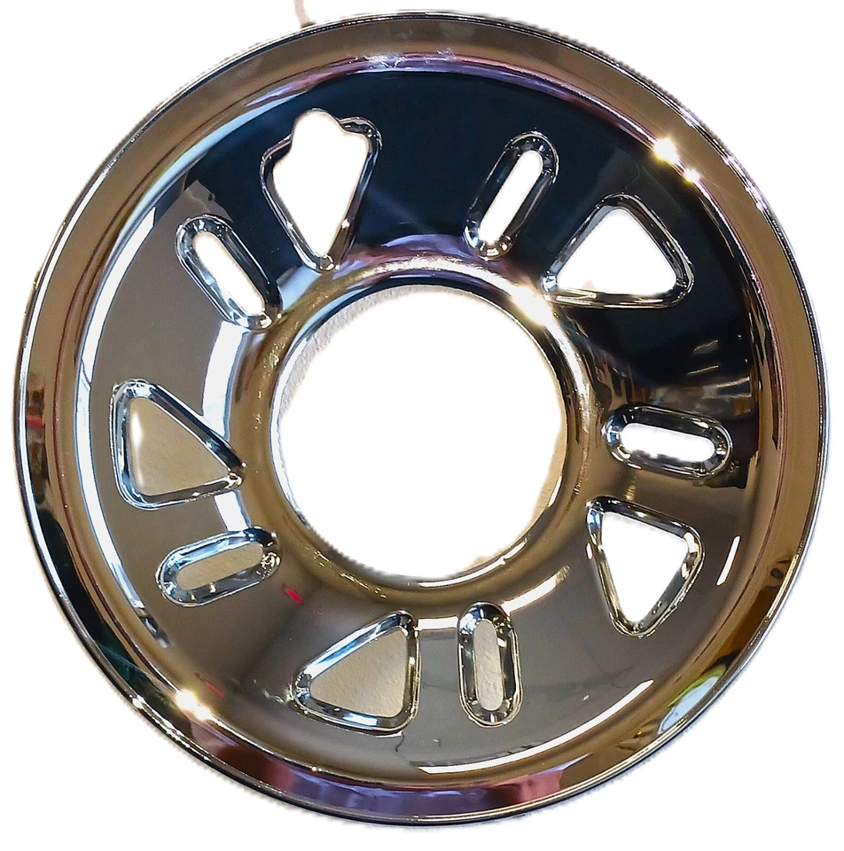 CUBIERTAS DE RUEDA CROMADAS PARA CAMIÓN MAZDA 3000/4000 Foto 1 de 3