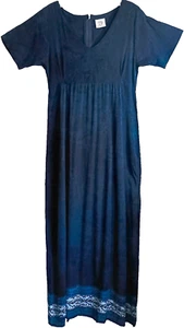 Kleid, lang, Reißverschluss, blaue Bordüre Batik, groß, Viskose, handgefertigt, 50" Länge - Bild 1 von 1