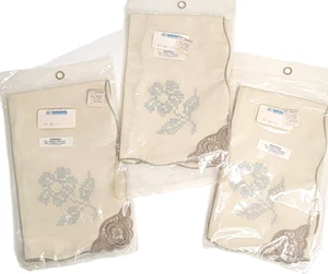 VTG Linen Doily Blue Cross Stitch Floral Pattern Lace Edge Unstitched Project - Picture 1 of 9