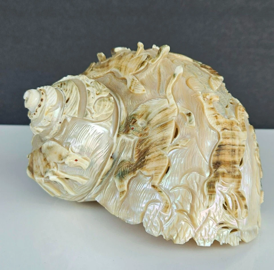 Antigua escultura vintage de concha de mar de caballos tallados con turbante verde turbo mármol Foto 1 de 4