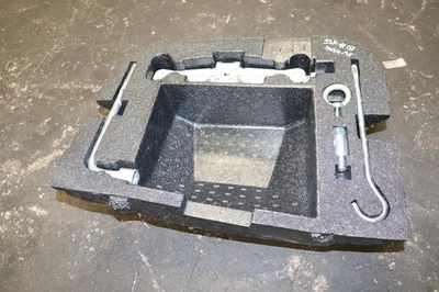 Kit de herramientas de repuesto para neumáticos Honda S2000 2000-2009 cubierta de espuma OEM Foto 1 de 4