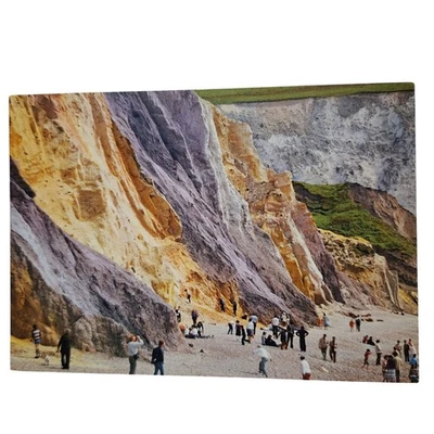 Postal Arenas de Colores en Alum Bay Isla de Wight Inglaterra Reino Unido Cromo Foto 1 de 2