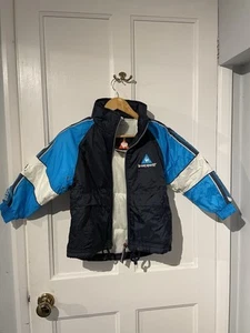 Le Coq Sportif Blue Jacket Boys Age 6-7 BNWT - Picture 1 of 2