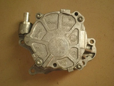 Bomba de vacío original VW Passat 03L145100F A14536 - Imagen 1 de 2