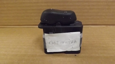 New OEM Ford F6DZ14028AA Door Lock Switch Right 1996-1999 Taurus/Sable - Image 1 of 3